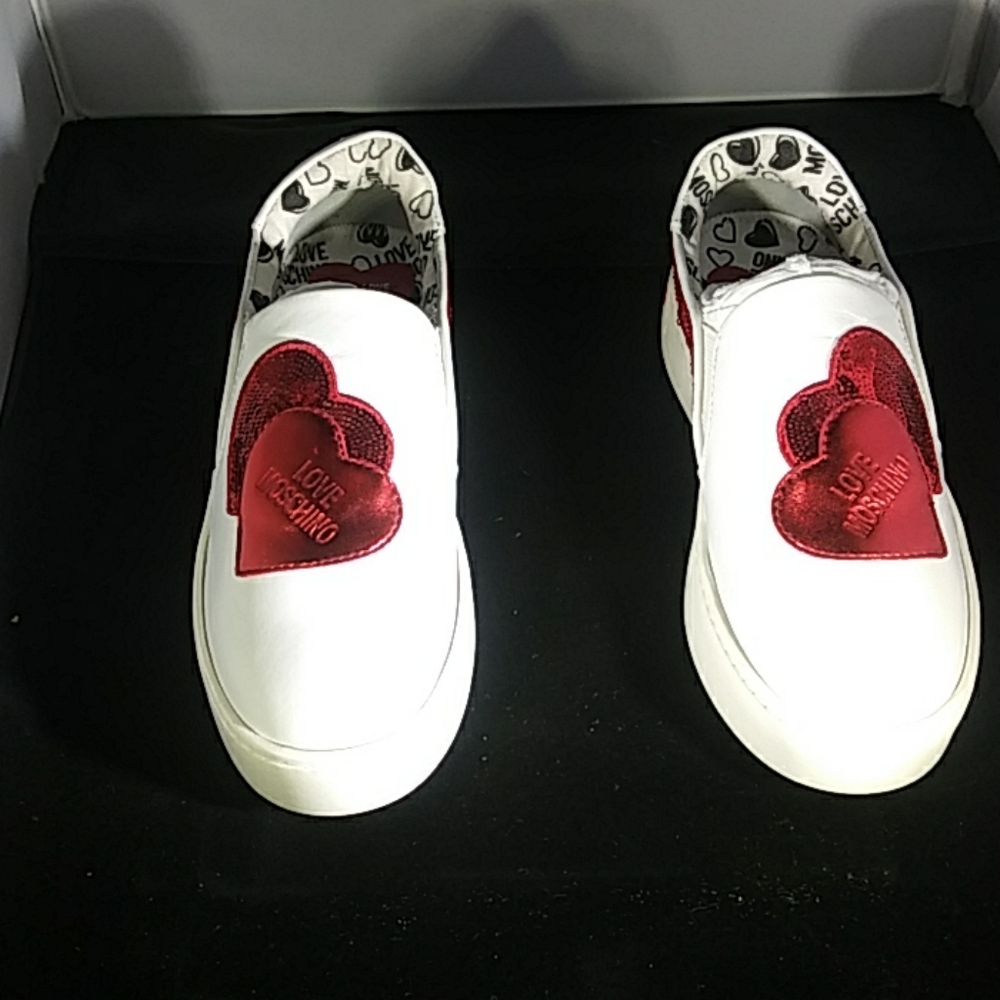 Love Moschino shoes